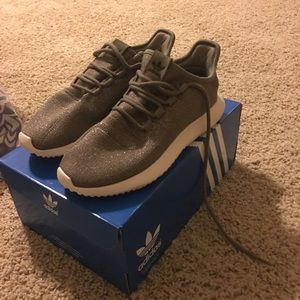 Women’s adidas 7 1/2